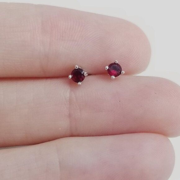 Vintage Sterling Silver and Dark Red Rhinestone Stud Earrings, No Backs, Estate - Picture 6 of 7